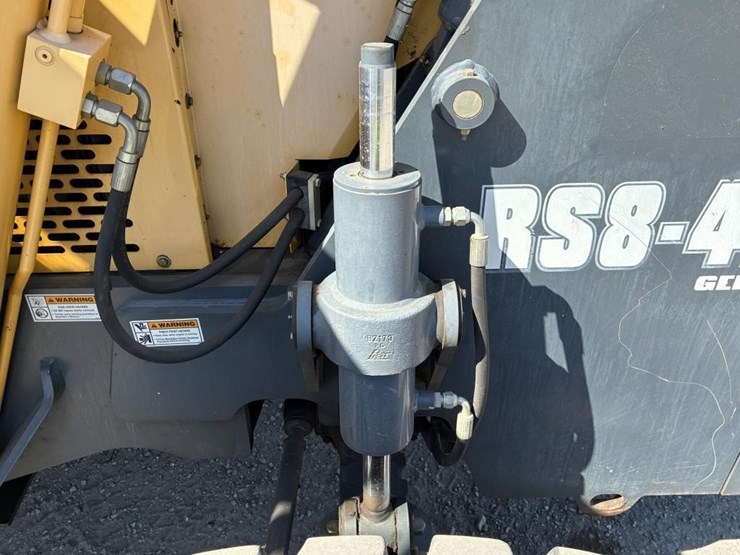 2015-gehl-rs8-42-image-14