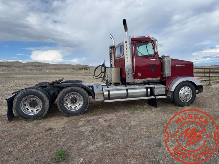 2001-western-star-4900-image-8