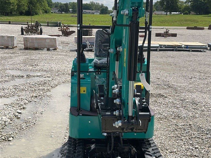 cfg-industrial-h16r-mini-excavator-image-16