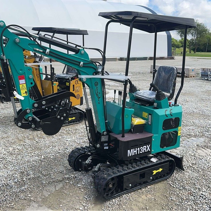 CFG Industrial MH13RX Mini Excavator