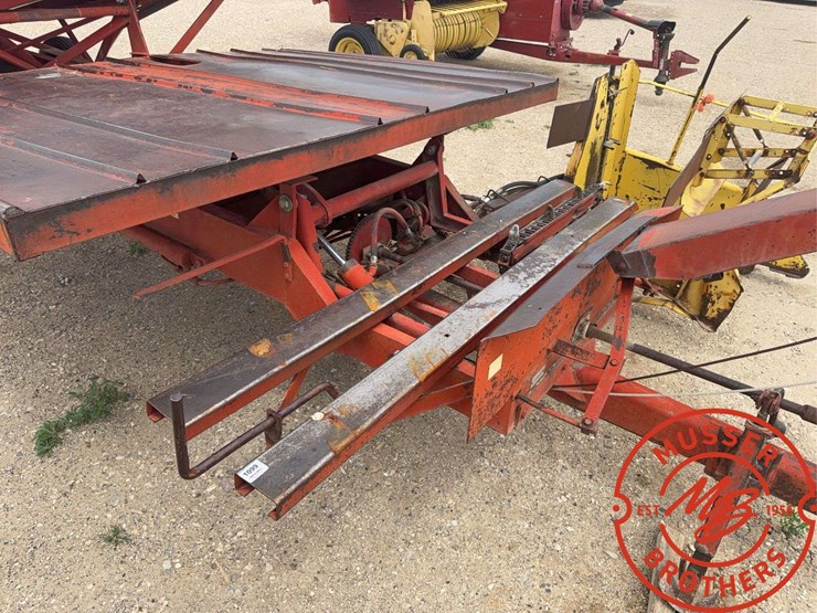 new-holland-1030-image-21