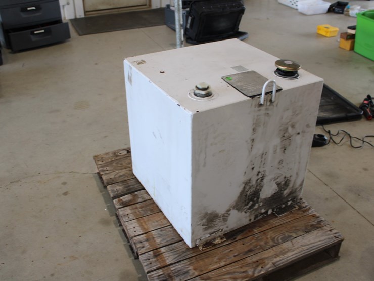 #1022-•-50-gallon-fuel-tank-image-1