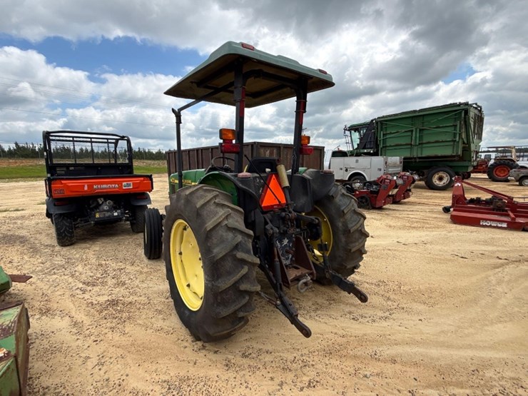 john-deere-5105-image-3