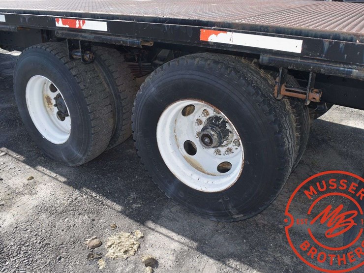 2002-ford-f750-image-24