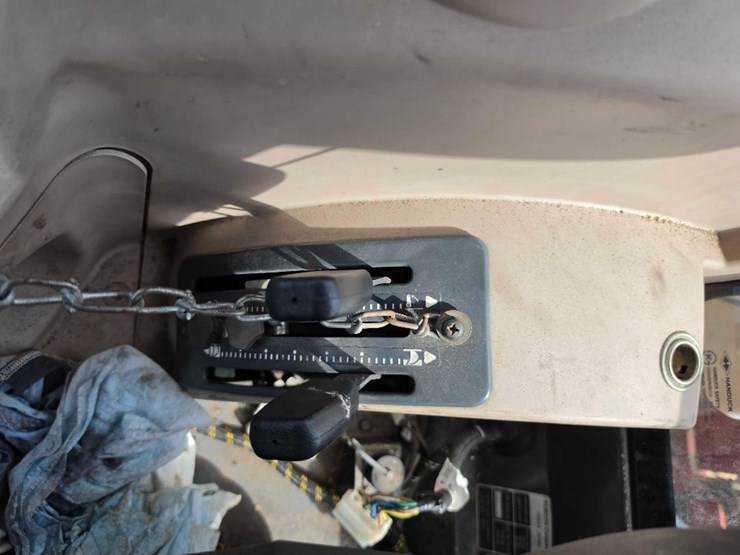 kubota-m7040-image-14