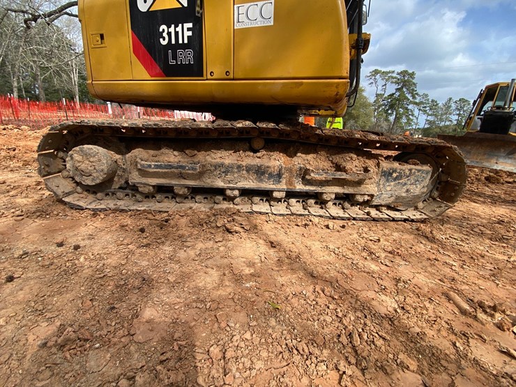 2015-caterpillar-311-flrr-image-10