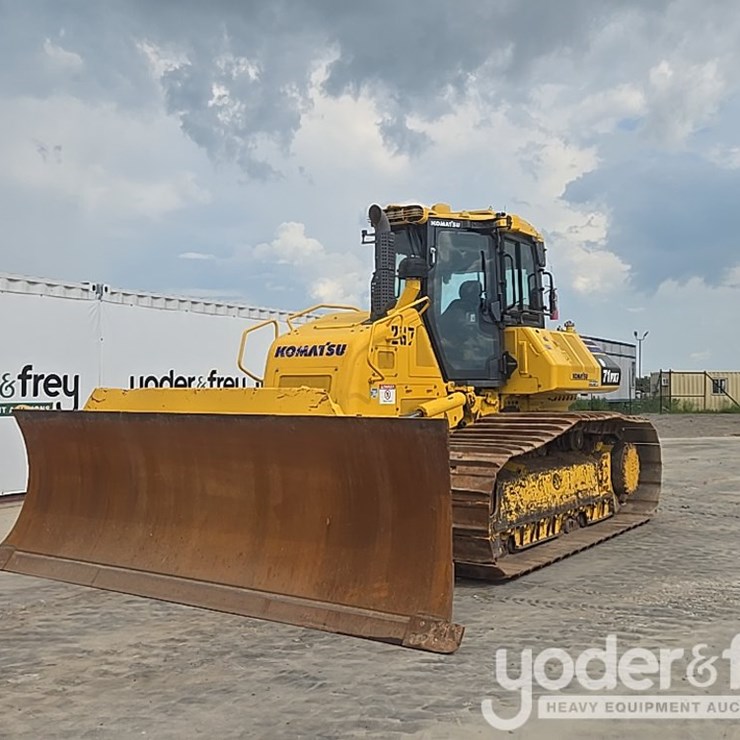 2023 KOMATSU D71PXI-24