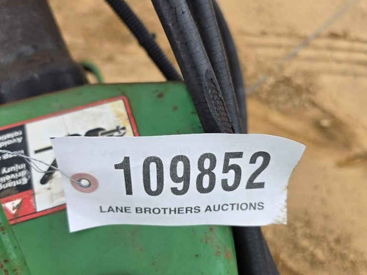 john-deere-348-image-14