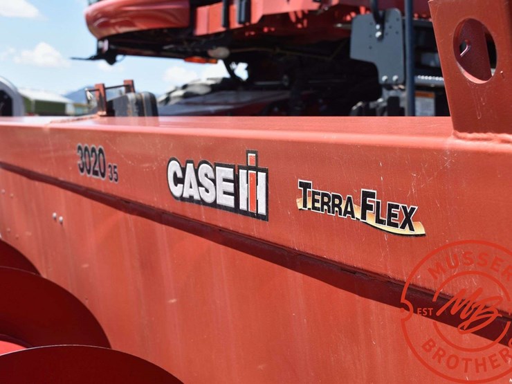 2012-case-ih-3020-image-25