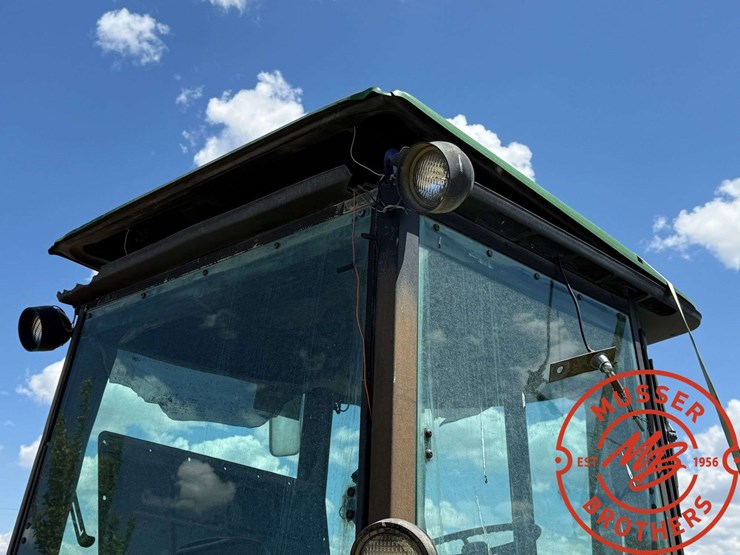 john-deere-4440-image-14