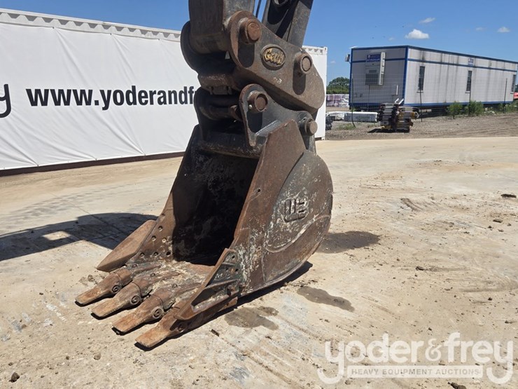 2022-volvo-ec350el-image-19