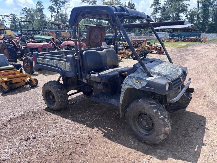 john-deere-825-image-2