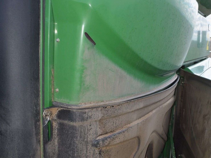 2009-john-deere-9770-sts-image-44