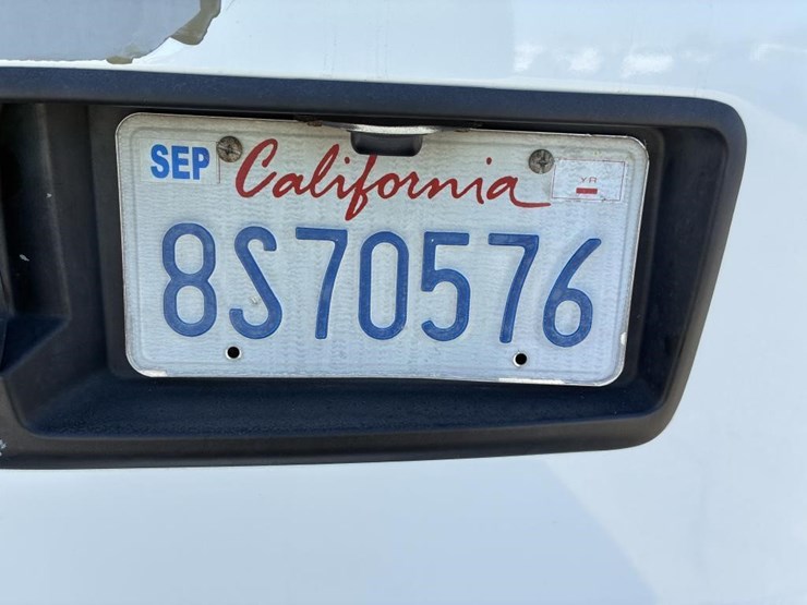 2008-chevrolet-express-3500-image-9