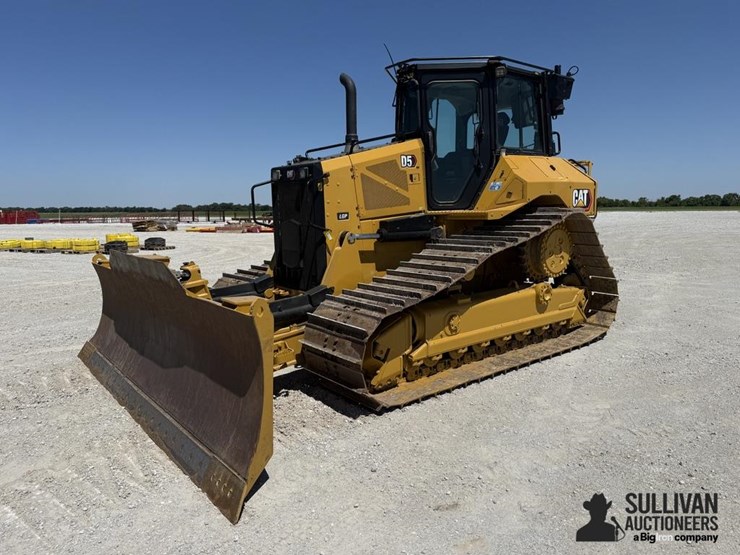 2021-caterpillar-d5-lgp-image-1