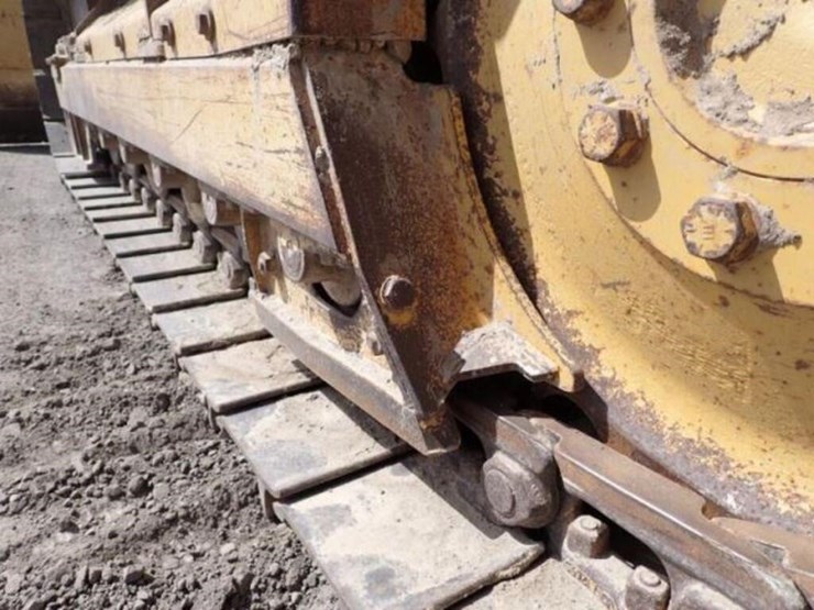 2005-deere-450j-lt-image-39