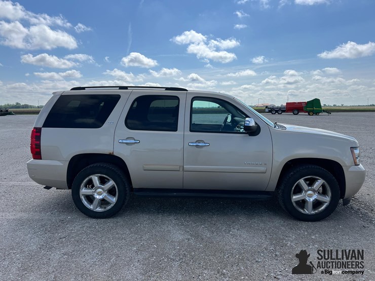 2008-chevrolet-tahoe-ltz-image-4