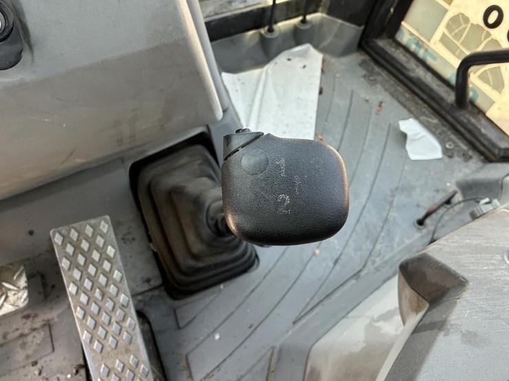 2008-caterpillar-430e-image-23