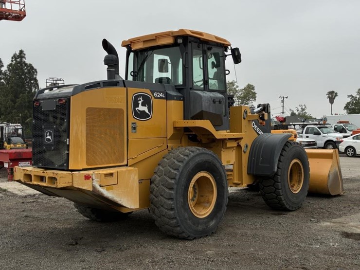 2020-deere-624l-image-3
