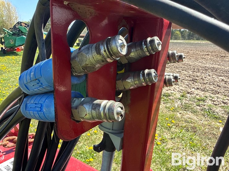 2020-case-ih-475-image-15