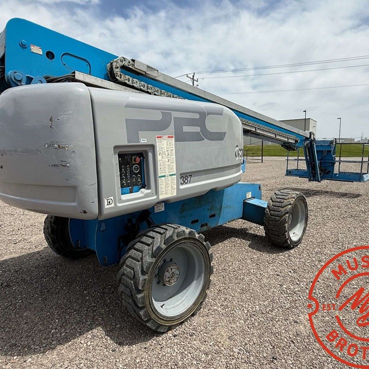 2006 GENIE S65