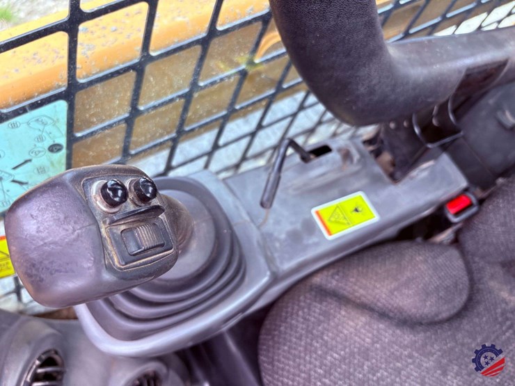 2018-cat-259-skid-steer-image-61