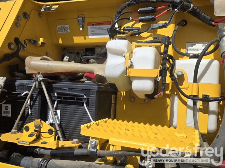 2022-komatsu-d61px-24-image-27