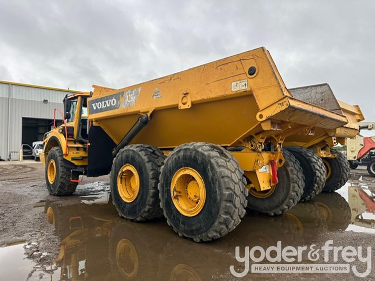 2022-volvo-a25g-image-4