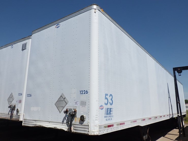 2005-utility-4000d-x-image-1
