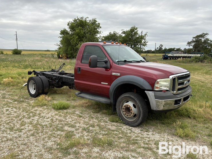 2006-ford-f450-image-3