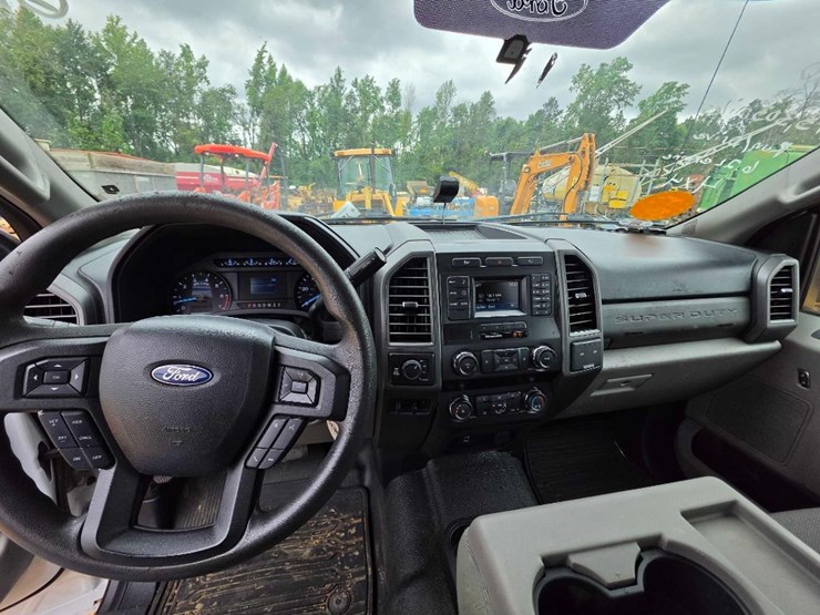 2019-ford-f250-image-15