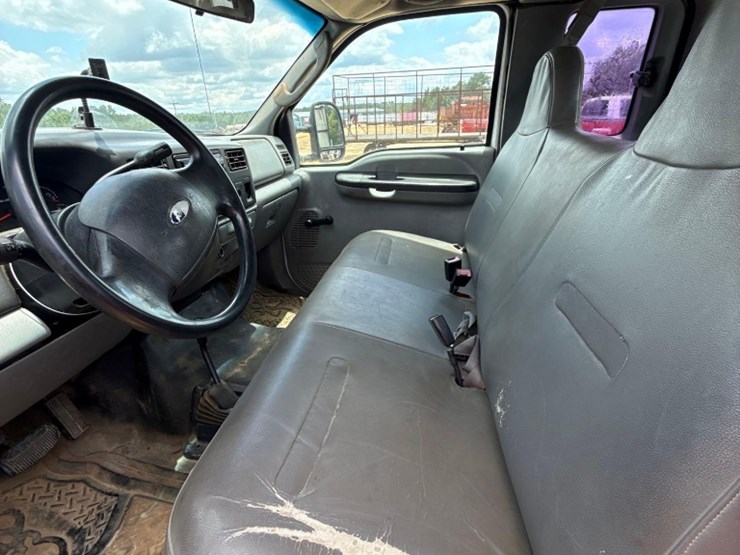 2003-ford-f250-image-8