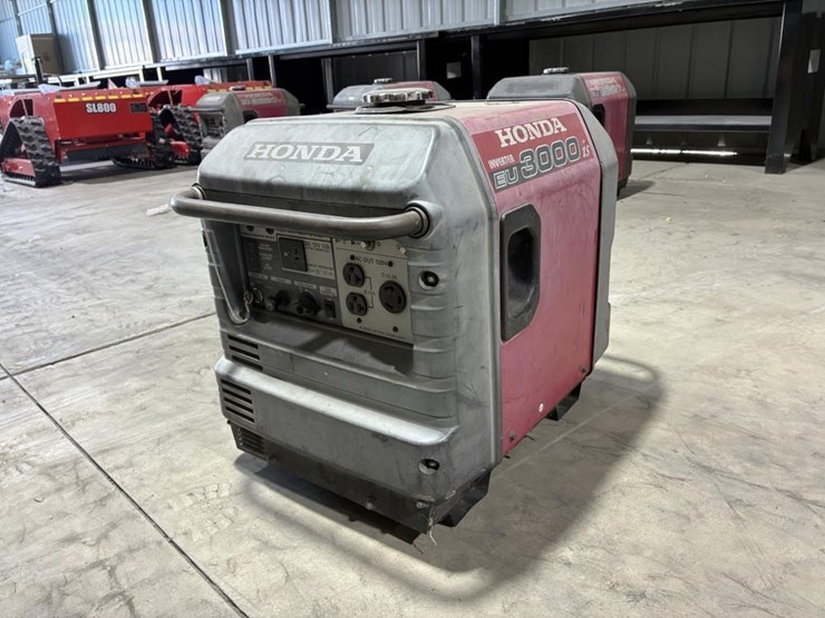 honda-eu3000is-image-4
