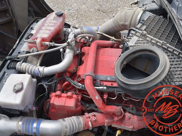 2016-kenworth-t880-image-25