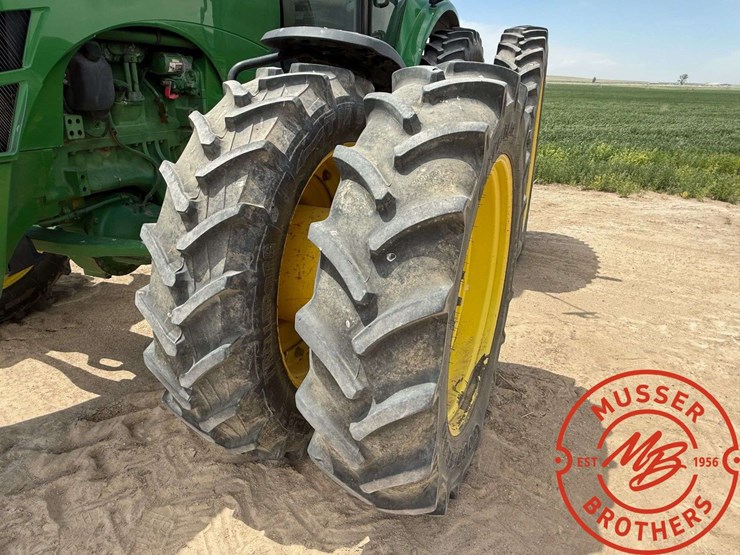 2008-john-deere-8230-image-11