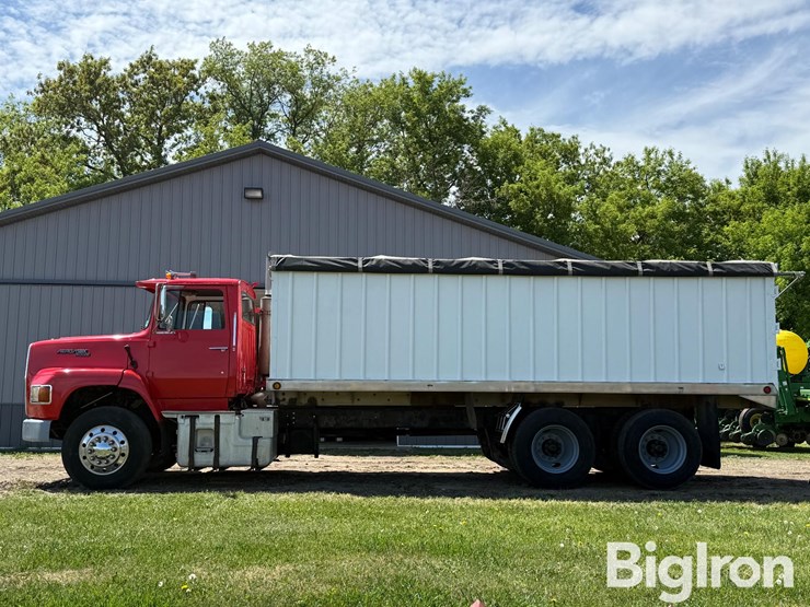 1988-ford-lta9000-image-8