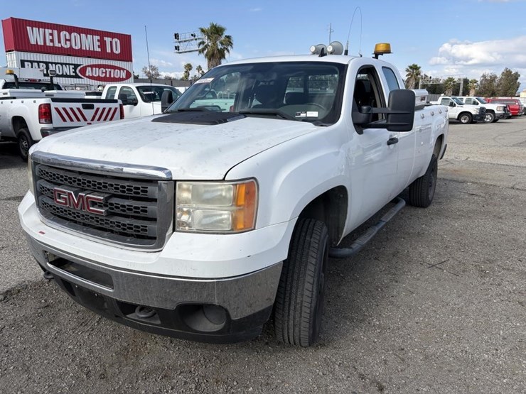 2012-gmc-2500hd-image-1