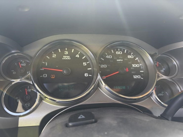 2012-gmc-2500hd-image-16