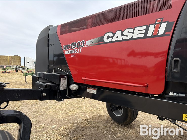 2014-case-ih-wd1903-image-12