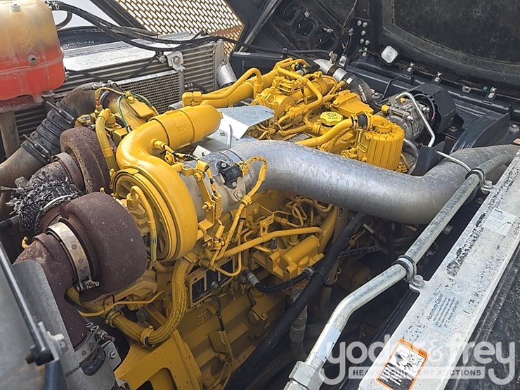 2023-deere-260e-image-42