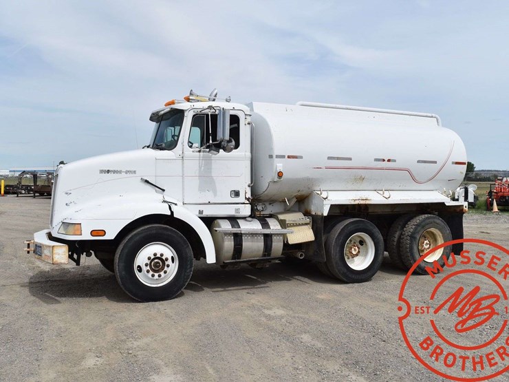 1992-western-star-3864s-image-3