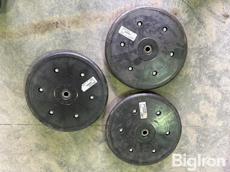 john-deere-planter-vacuum-seals/closing-wheel-assembly/bracket/opening-shank/down-psi-air-compressor-image-14