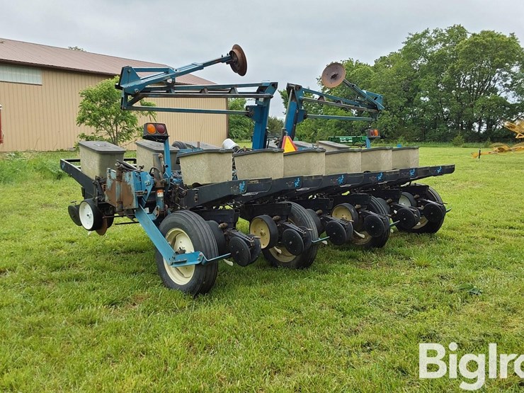 kinze-2200-image-7