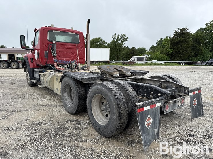 2021-international-hv613-image-7