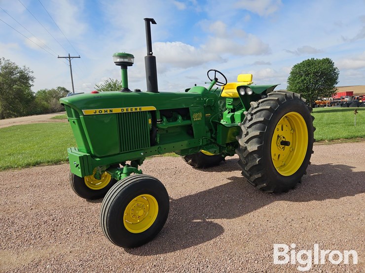 1961-john-deere-4010-image-1