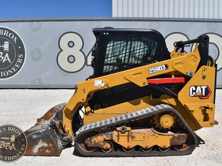 2023-caterpillar-259d3-image-3