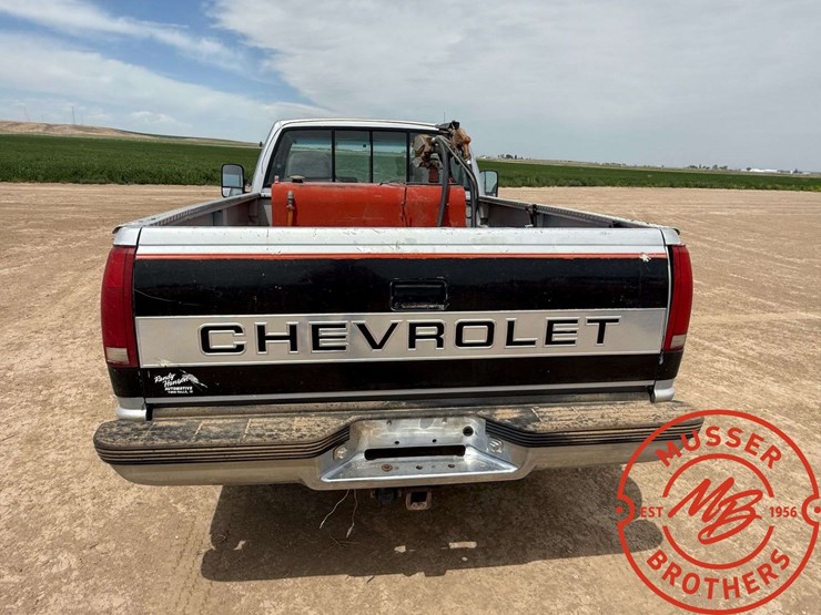 1989-chevrolet-2500-image-8