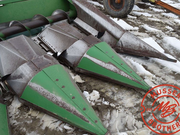 john-deere-36-image-12