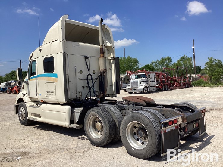 2003-peterbilt-387-image-7