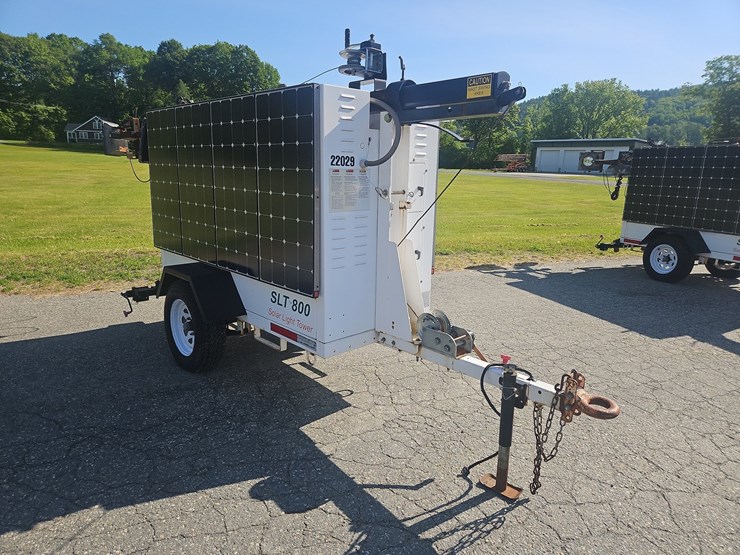 2012-progress-slt800-solar-tow-behind-light-tower-image-3
